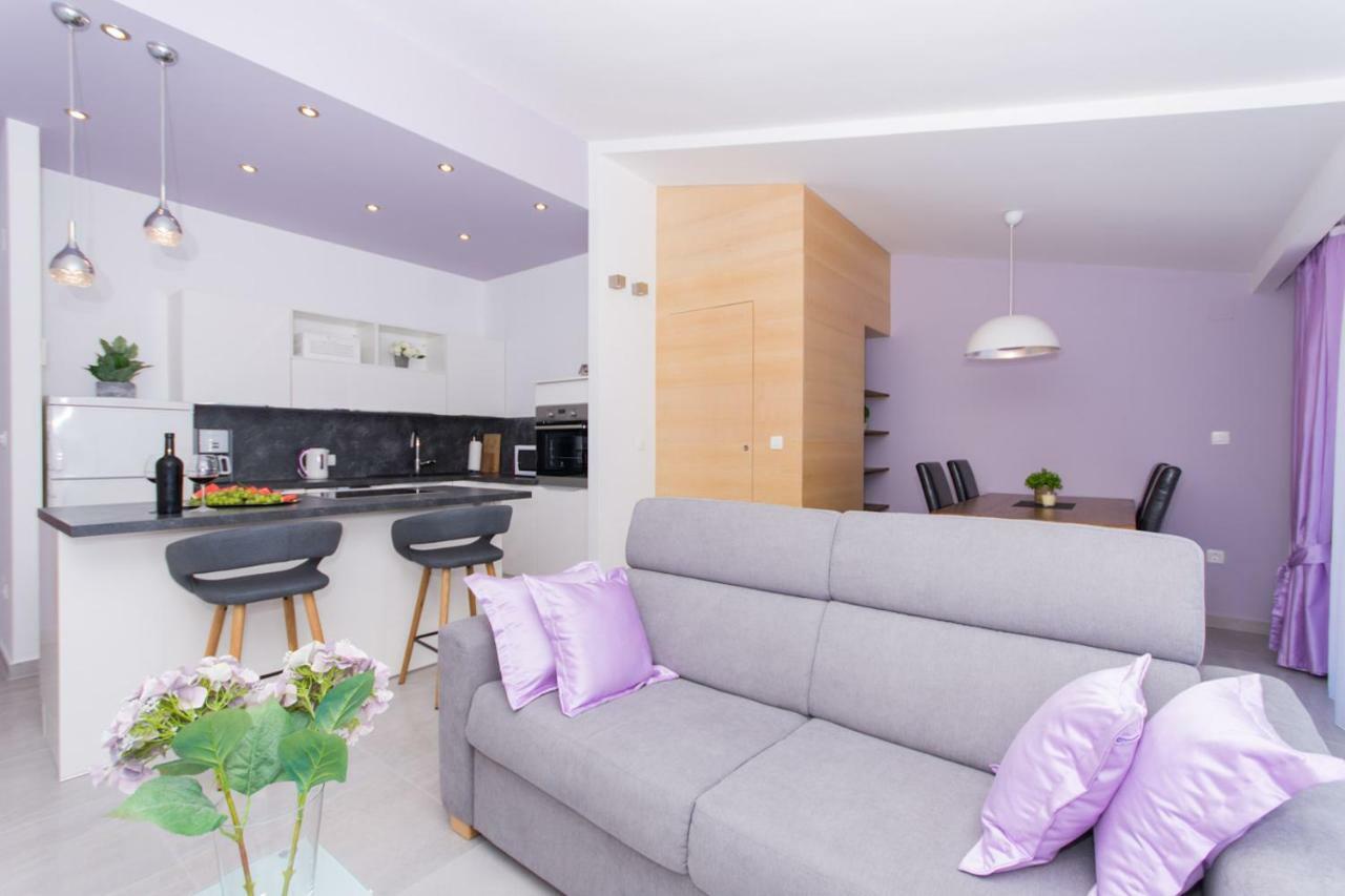 Villa Rozana - Beachfront Wellness Retreat Seget Vranjica Εξωτερικό φωτογραφία